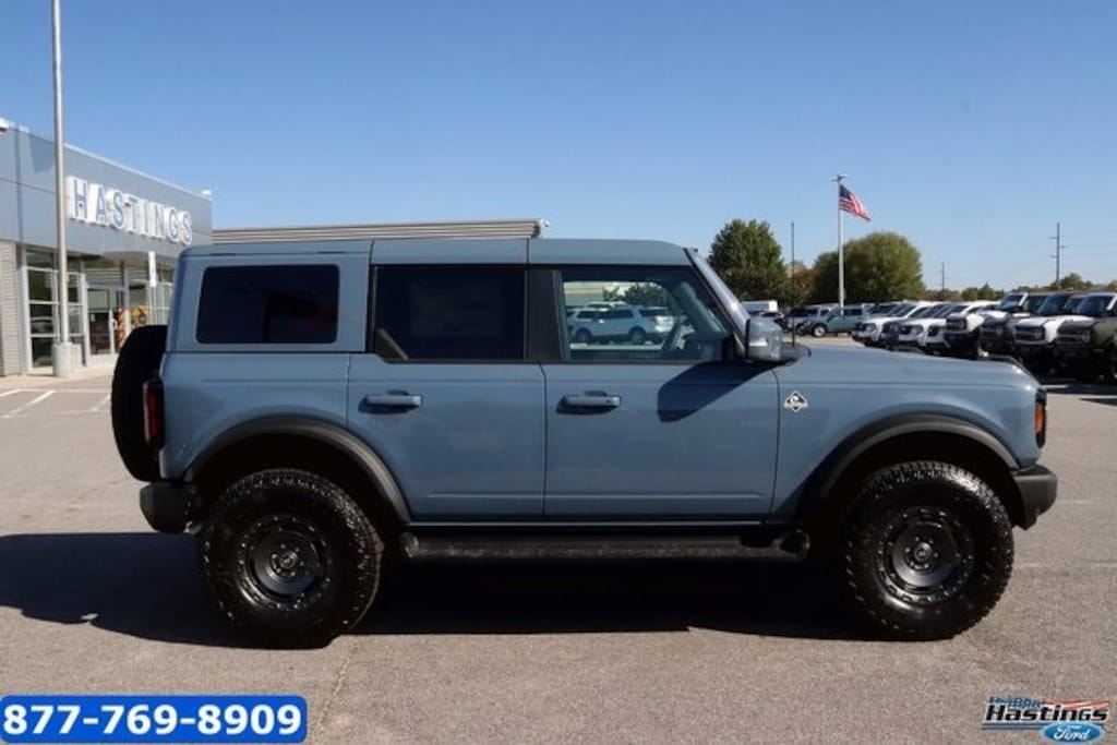 New 2025 Ford Bronco Outer Banks SUV