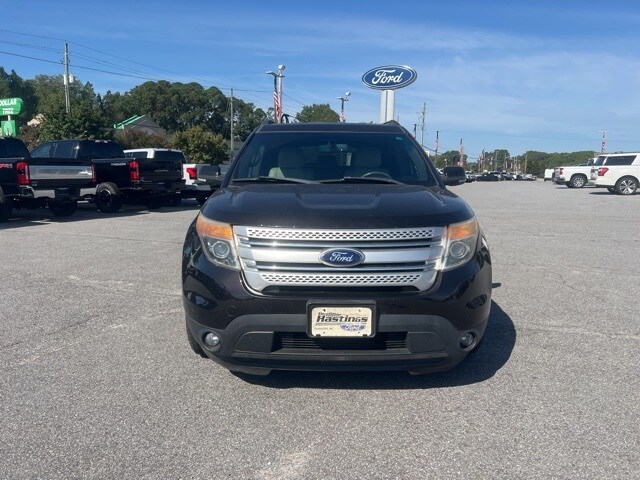2014 Ford Explorer XLT photo 2
