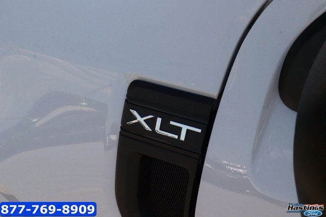 2025 Ford Maverick XLT - Photo 8