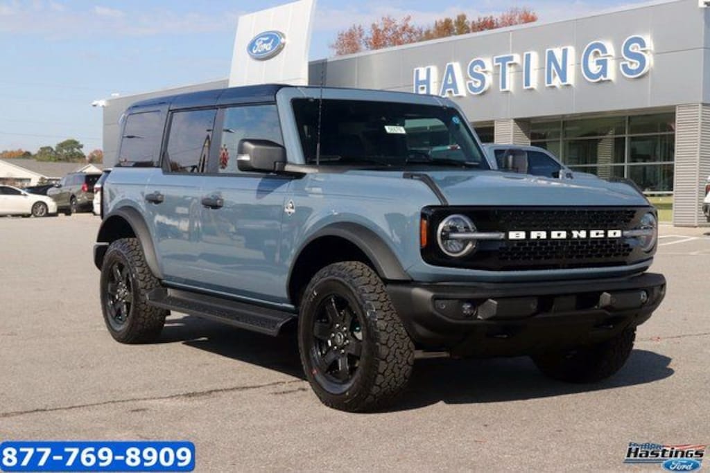 New 2025 Ford Bronco Outer Banks SUV