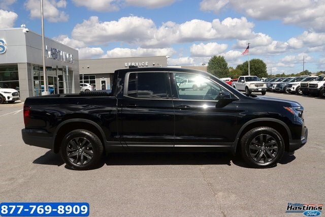 2025 Honda Ridgeline Sport photo 3