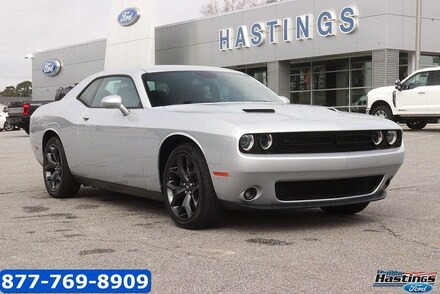 2020 Dodge Challenger SXT Coupe