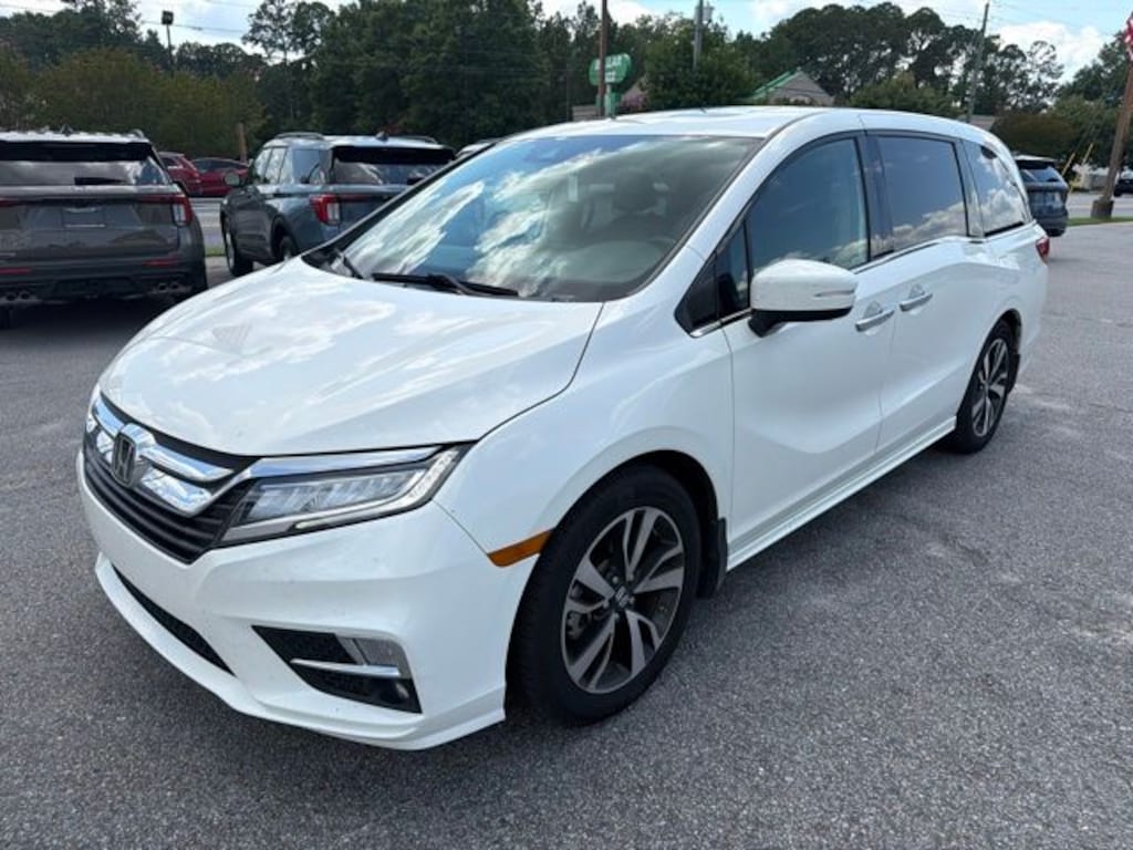 Certified 2019 Honda Odyssey Elite Van