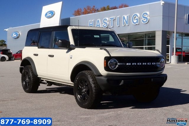 2025 Ford Bronco 4-Door Big Bend's photo