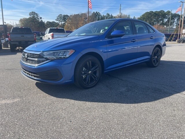 2022 Volkswagen Jetta 1.5T SE photo 2