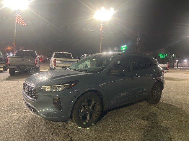 2024 Ford Escape ST-Line photo 3