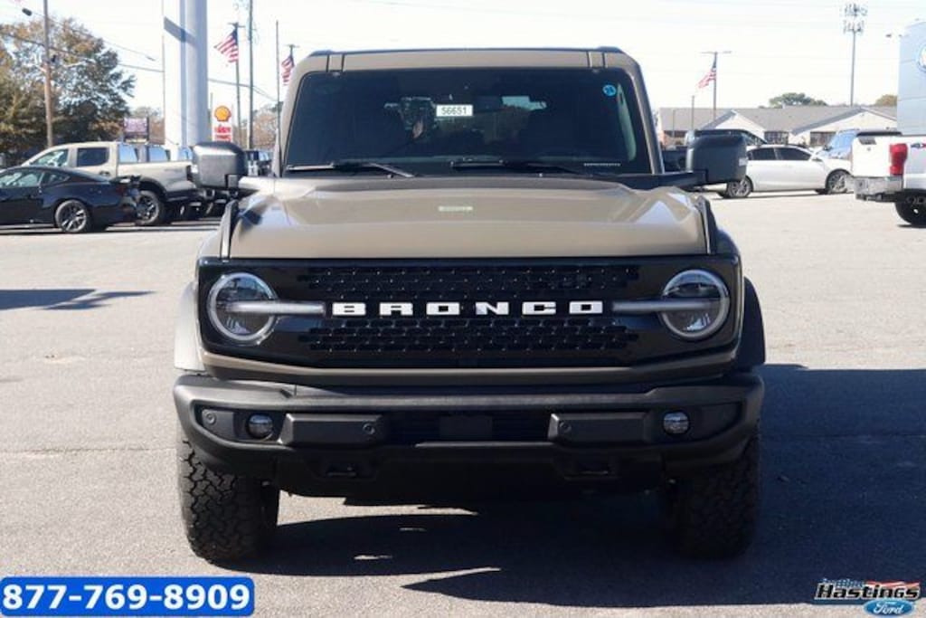 New 2025 Ford Bronco Outer Banks SUV