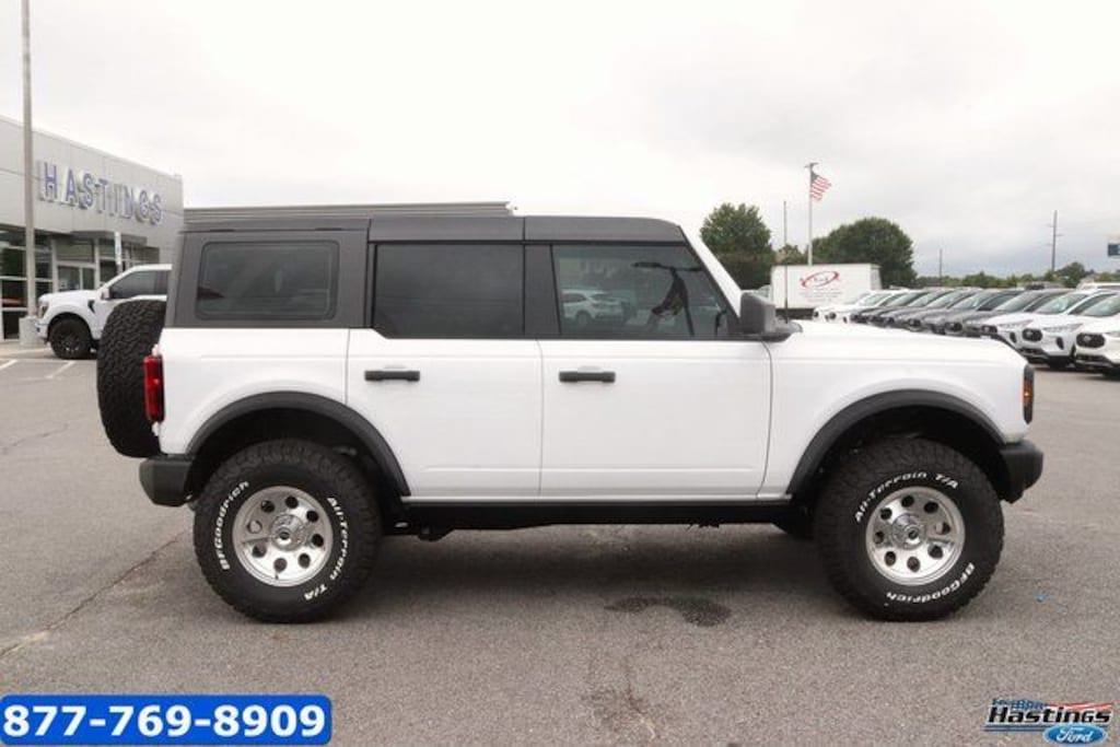 New 2025 Ford Bronco Base SUV