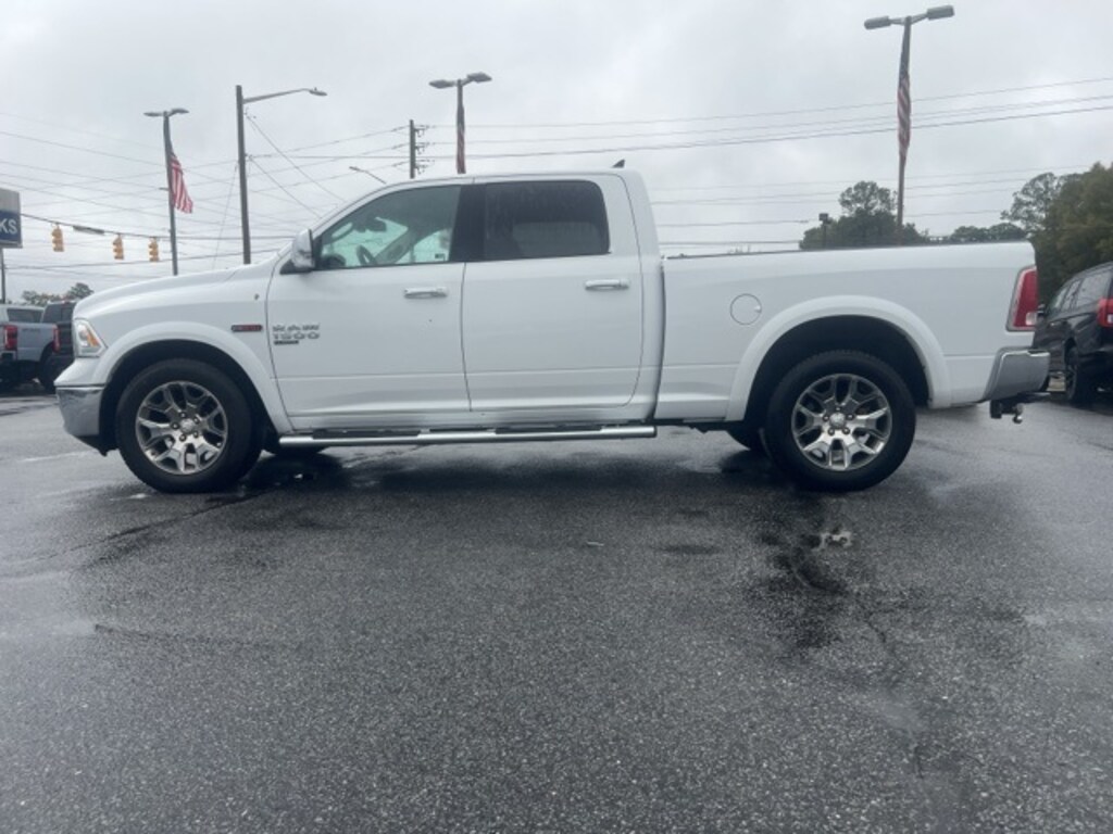 Used 2019 Ram 1500 Classic Laramie Truck Crew Cab
