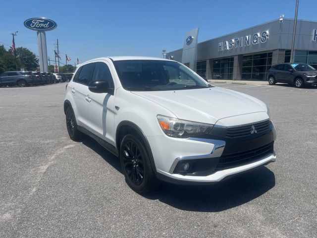 2017 Mitsubishi Outlander Sport 2.0 LE 2WD CVT's photo