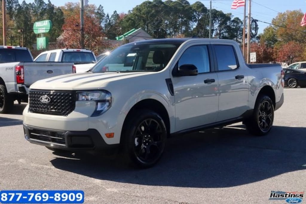 New 2025 Ford Maverick XLT Truck