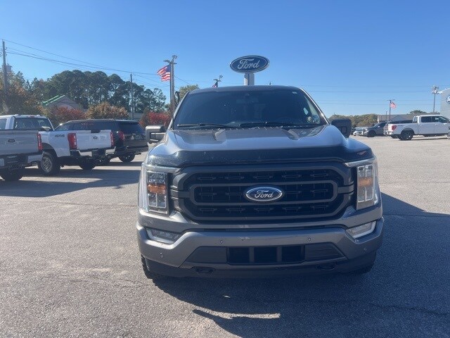 2021 Ford F-150 XLT photo 2