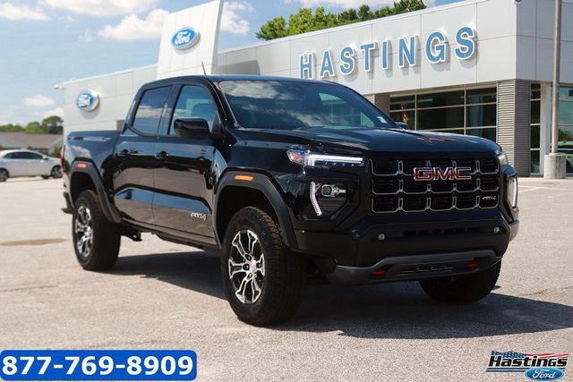 2025 GMC Canyon 4WD AT4 Crew Cab Short Box's photo