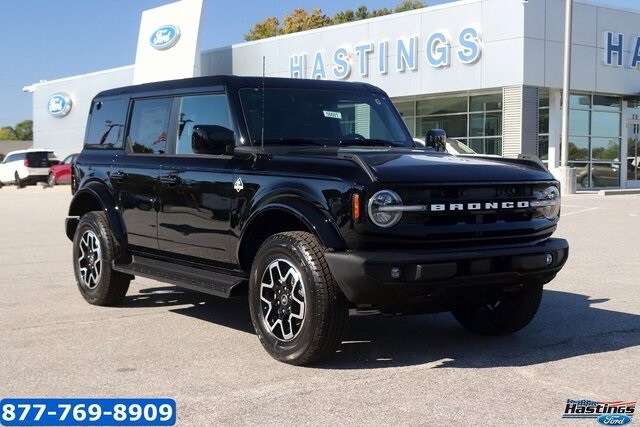 2025 Ford Bronco 4-Door Outer Banks's photo