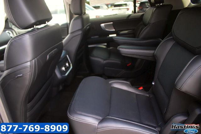 2025 Ford Expedition Platinum - Photo 14