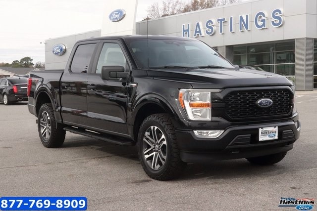 2022 Ford F-150 XL's photo