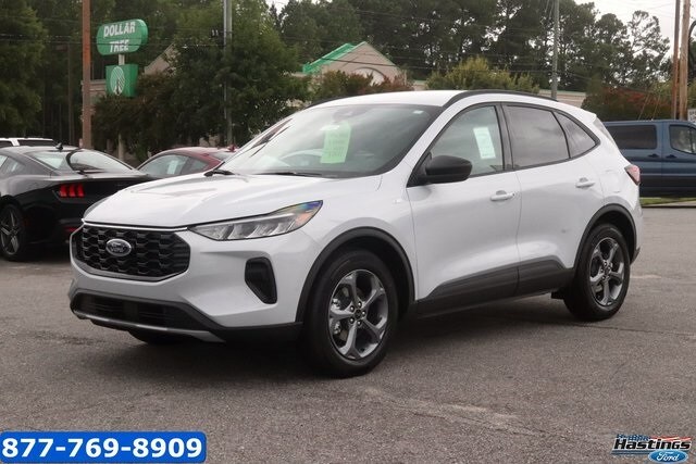 2025 Ford Escape Hybrid ST-Line photo 2