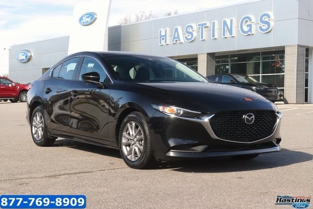 2022 Mazda Mazda3 Base's photo