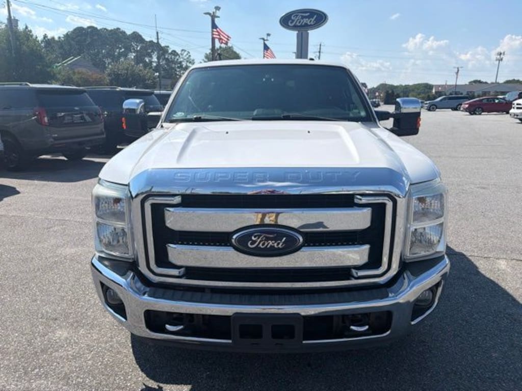 Used 2015 Ford F-250SD Lariat Truck Super Cab