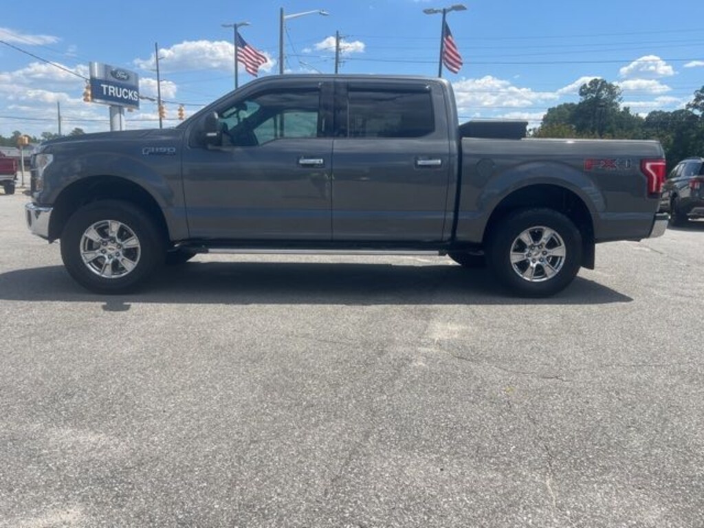 Used 2017 Ford F-150 XLT Truck SuperCrew Cab