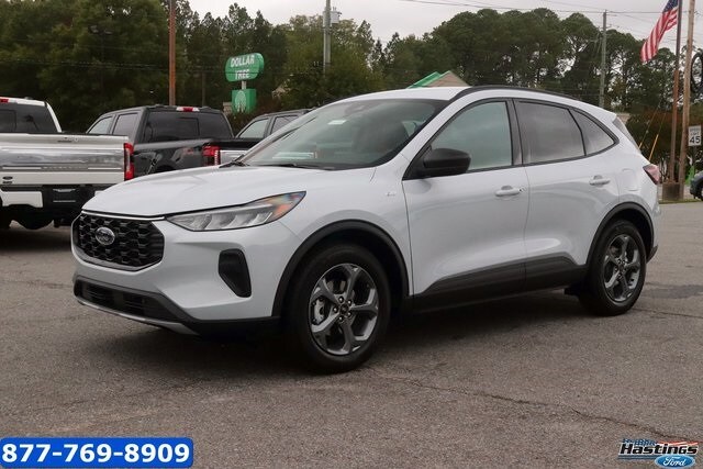 2026 Ford Escape ST-Line photo 2