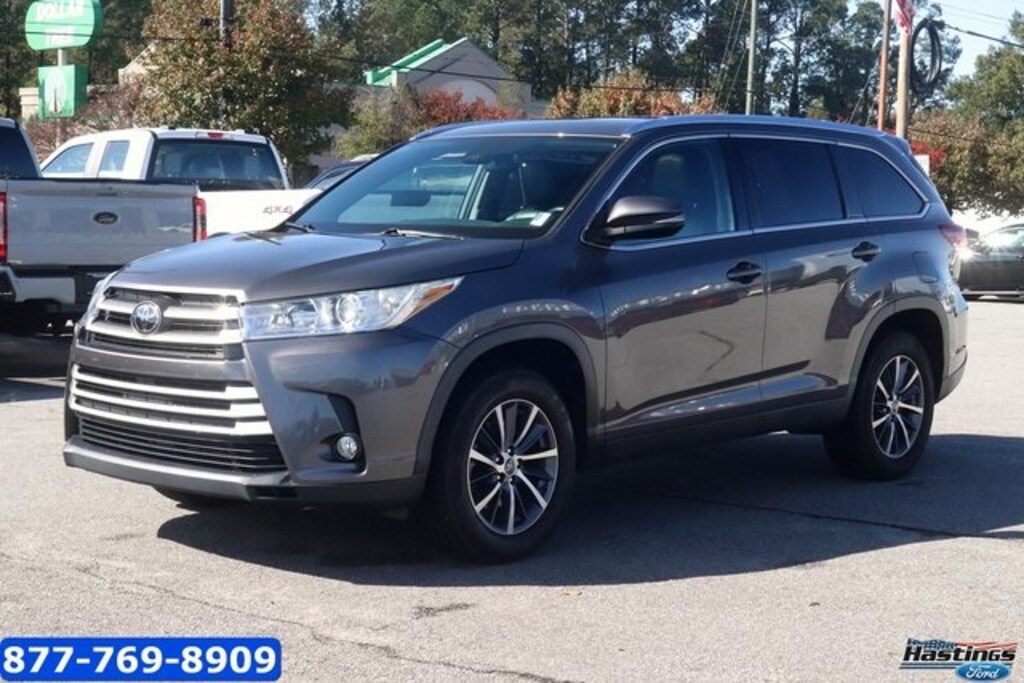 Used 2019 Toyota Highlander XLE SUV