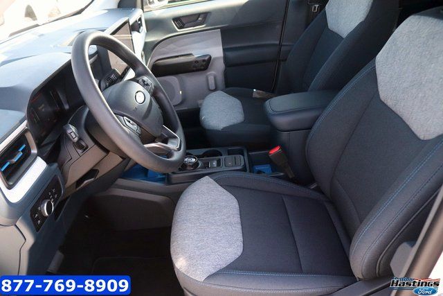 2025 Ford Maverick XLT - Photo 12