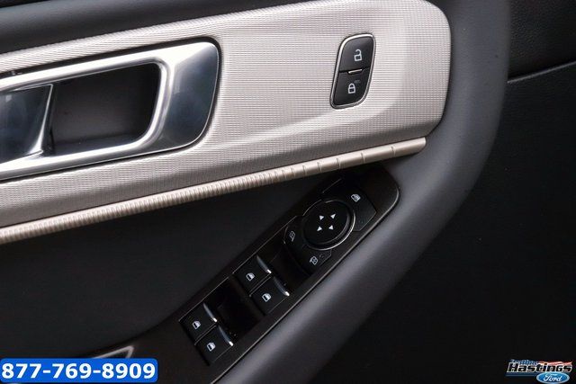 2026 Ford Explorer Active - Photo 10