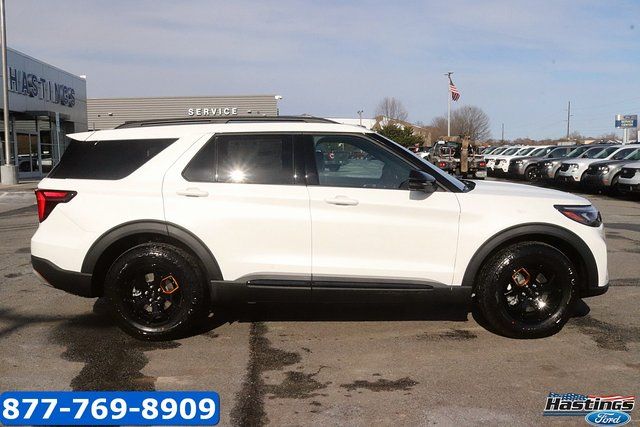 2026 Ford Explorer Tremor - Photo 4