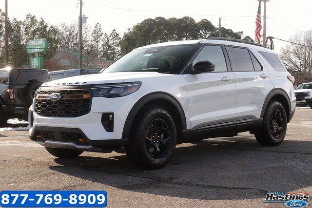 2026 Ford Explorer Tremor - Photo 3