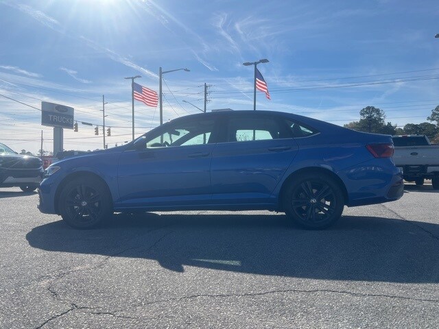 2022 Volkswagen Jetta 1.5T SE photo 3