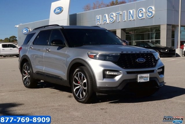 2020 Ford Explorer ST's photo