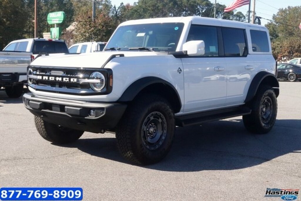 New 2025 Ford Bronco Outer Banks SUV