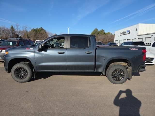 Used 2021 Chevrolet Silverado 1500 Custom with VIN 1GCPYCEF3MZ257726 for sale in Hastings, NE