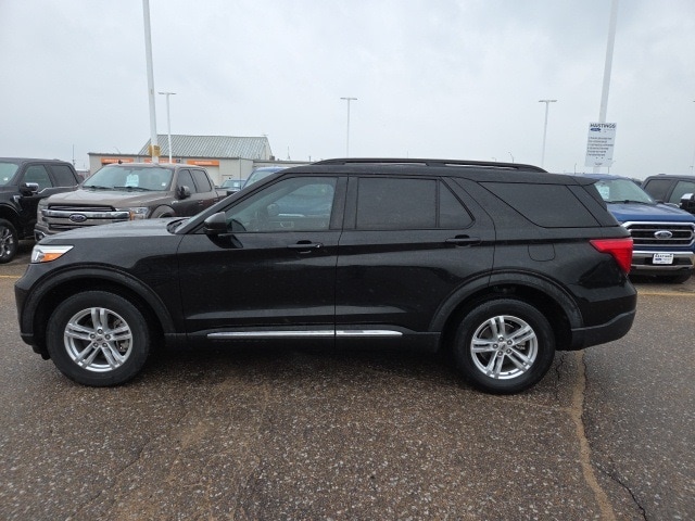 Used 2020 Ford Explorer XLT with VIN 1FMSK8DH9LGC48398 for sale in Hastings, NE
