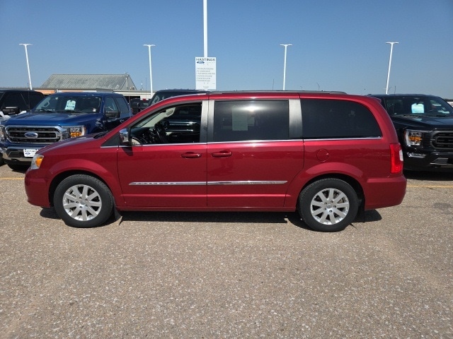 Used 2012 Chrysler Town & Country Touring-L with VIN 2C4RC1CG6CR383255 for sale in Hastings, NE