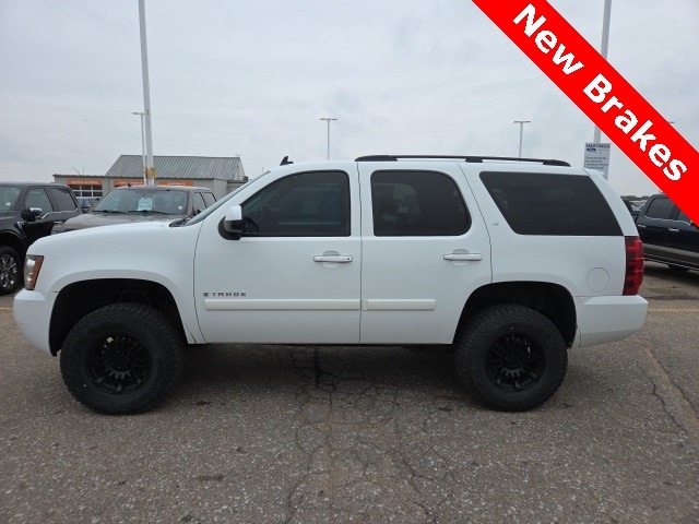 Used 2008 Chevrolet Tahoe LS with VIN 1GNFK13088J187555 for sale in Hastings, NE