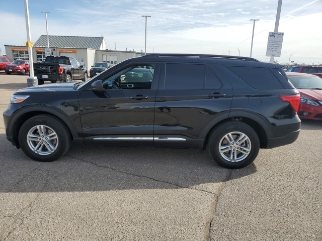 Used 2020 Ford Explorer XLT with VIN 1FMSK8DH9LGC48398 for sale in Hastings, NE