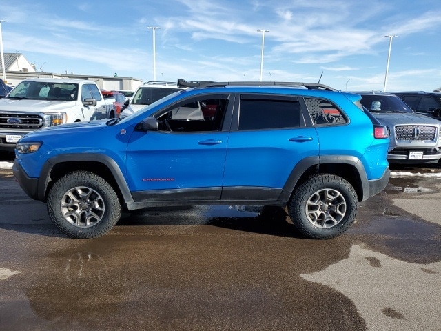 Used 2021 Jeep Cherokee Trailhawk with VIN 1C4PJMBX1MD162053 for sale in Hastings, NE