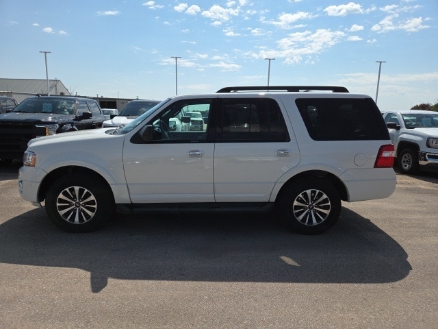 Used 2015 Ford Expedition XLT with VIN 1FMJU1JT5FEF08379 for sale in Hastings, NE
