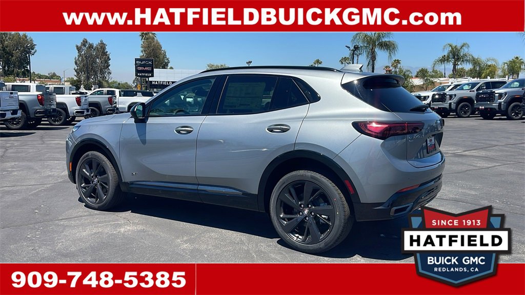 2025 Buick Envision Sport Touring photo 3