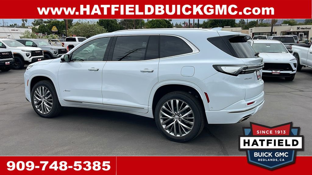 2026 Buick Enclave Avenir photo 2