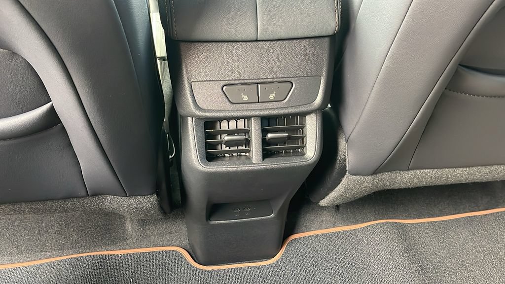 2027 GMC Terrain AT4 - Photo 18