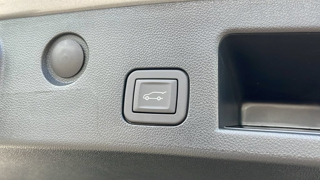 2027 GMC Terrain AT4 - Photo 28