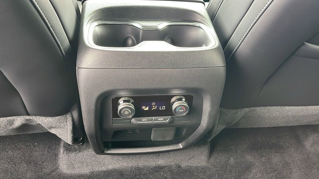 2026 Buick Enclave Sport Touring - Photo 16