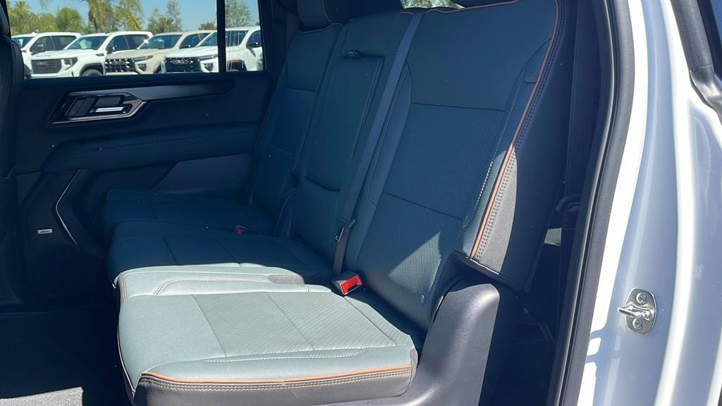2026 GMC Yukon XL AT4 - Photo 14