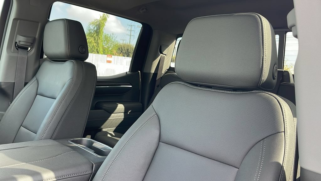 2026 GMC Sierra 1500 SLT - Photo 16