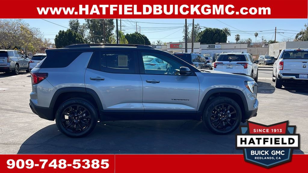 2026 GMC Terrain FWD Elevation photo 6