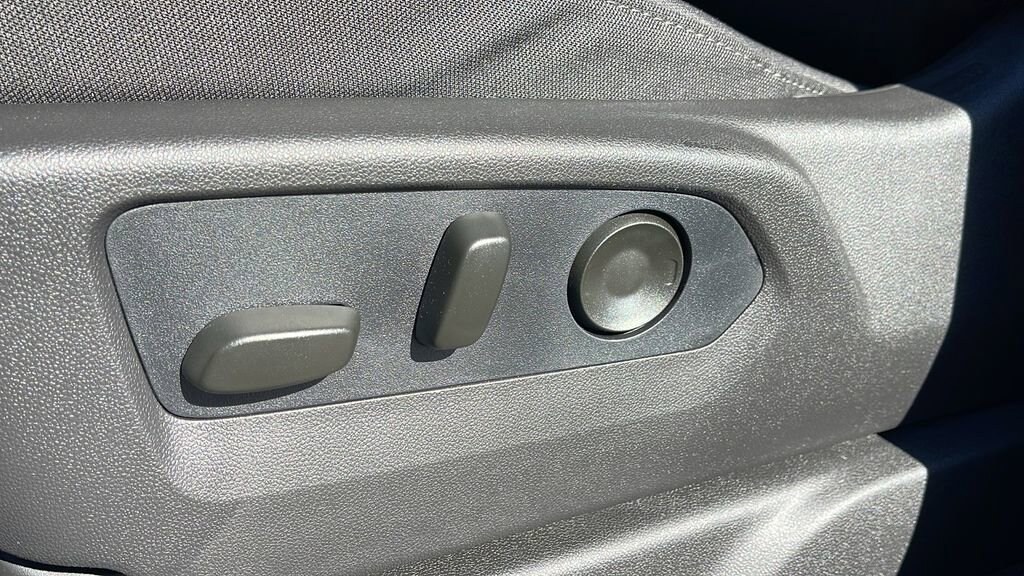 2026 GMC Sierra 1500 SLE - Photo 11