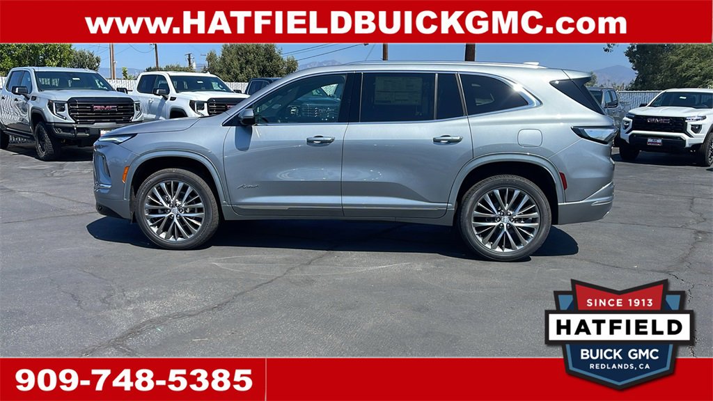 2025 Buick Enclave Avenir photo 2